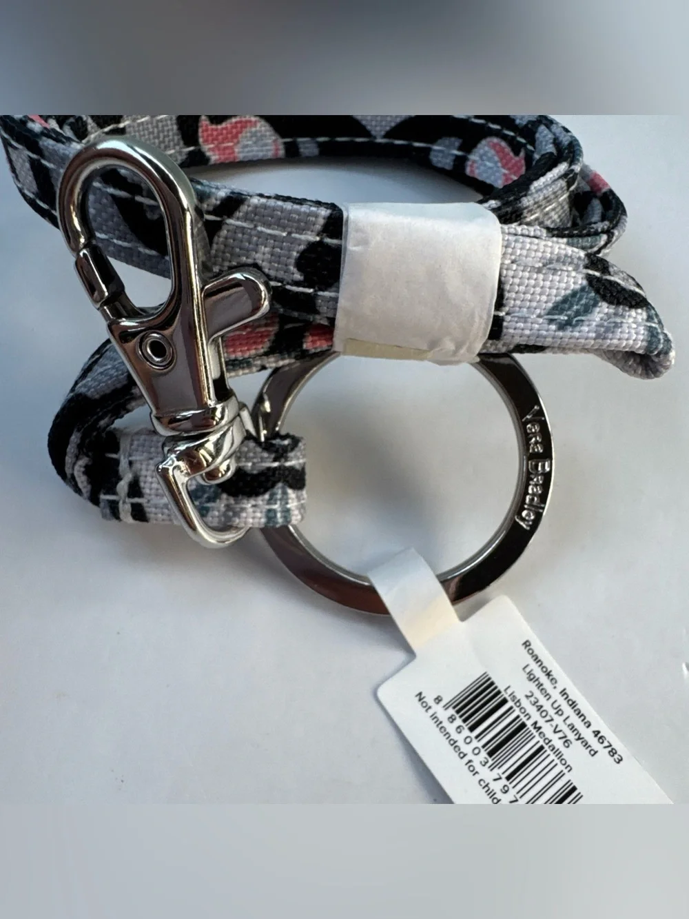 NWT Vera Bradley Lighten up Fabric Lanyard Keychain Floral Lisbon medallion